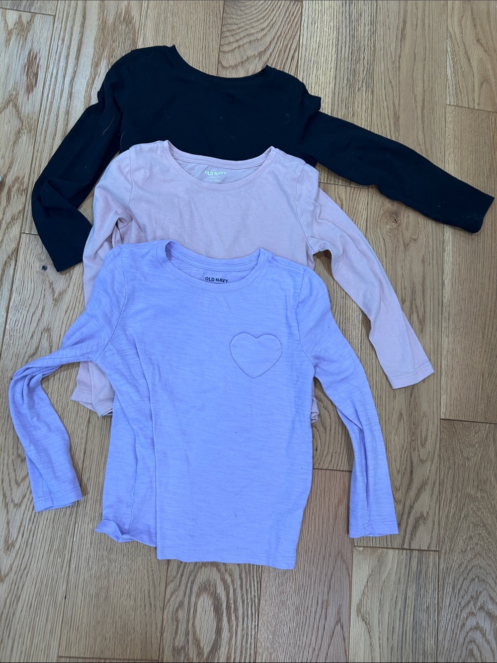 Old Navy Long-Sleeve Tees in Lavender, Blush & Black bundle (4)